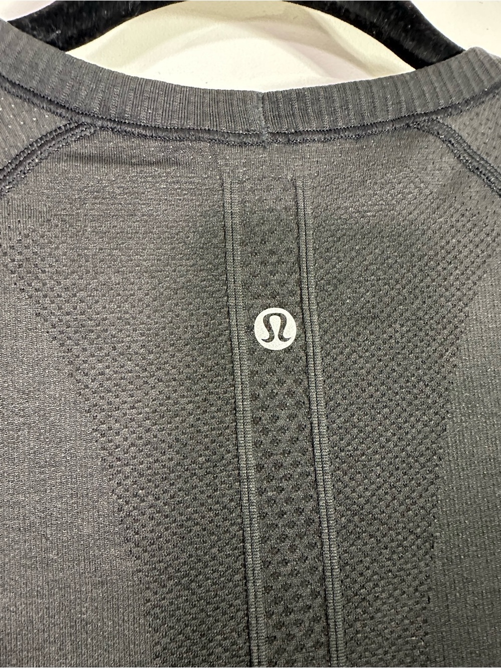 Lululemon Swiftly Tech Black Short Sleeve Crewneck Running Tee Shirt - Picture 5 of 6